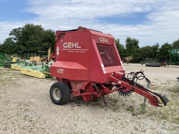 Main image Gehl 2580