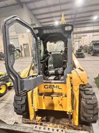 Image of Gehl 5640 equipment image 3