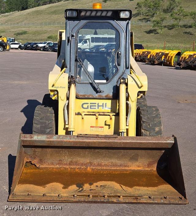 Image of Gehl 5640 equipment image 1