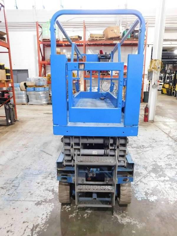 Image of Genie GS-2032 equipment image 1