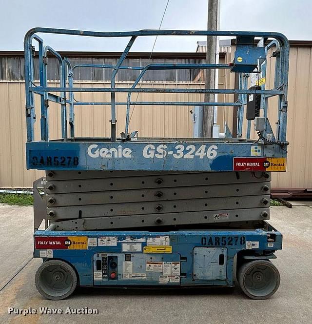 Image of Genie GS-3246 equipment image 3