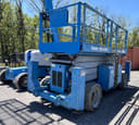 2005 Genie GS-4390 Image