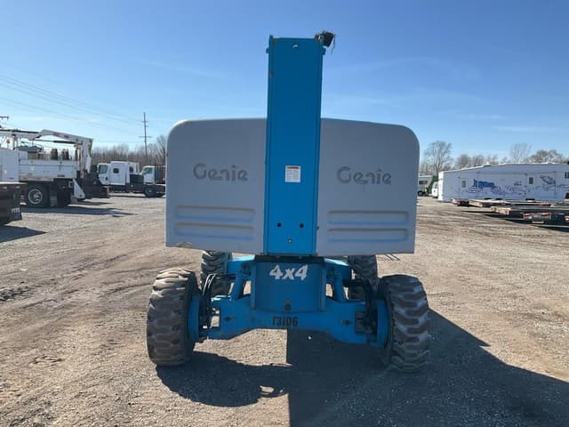 Image of Genie S-45 equipment image 3