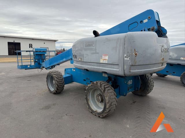 Image of Genie S60 equipment image 2