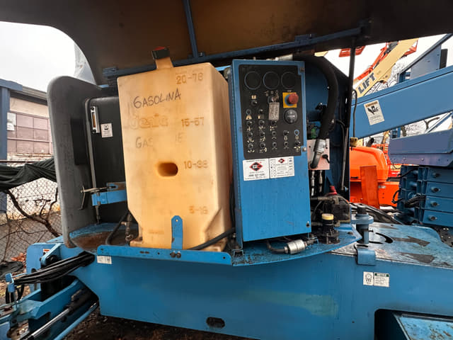 Image of Genie Z60/34 equipment image 2