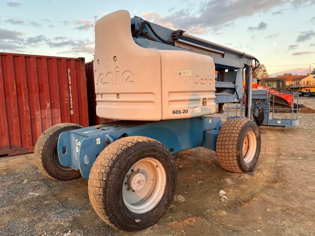 Image of Genie Z60/34 equipment image 3