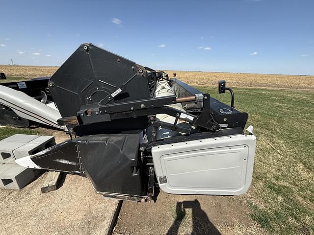 Image of AGCO 224 equipment image 1