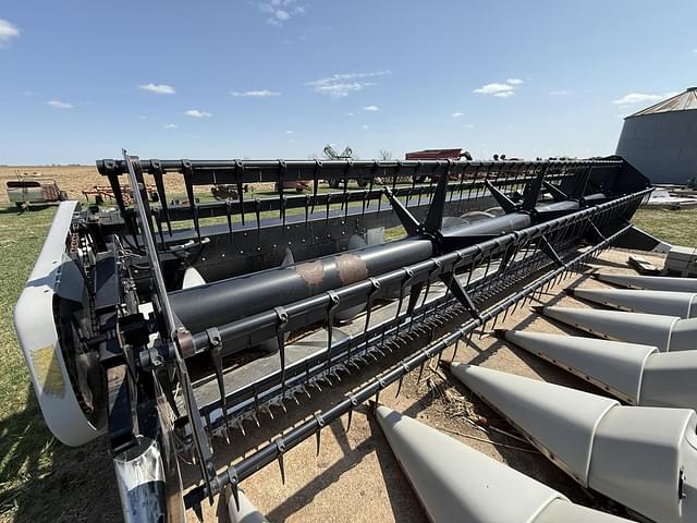 Image of AGCO 224 equipment image 3