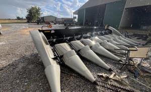 2005 Gleaner 3000 Image