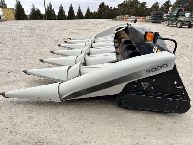 Image of Gleaner 3000 equipment image 4