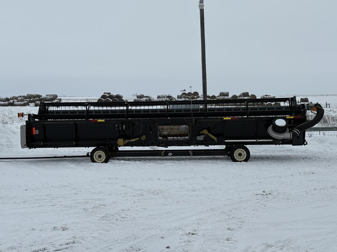 Image of Gleaner 8000 Primary image