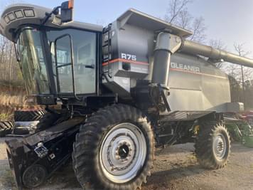 Main image Gleaner R75