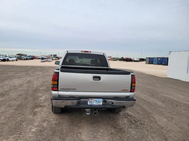 Image of GMC 1500 equipment image 3