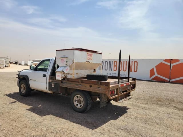 Image of GMC 2500 equipment image 2