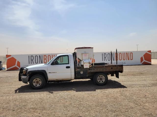 Image of GMC 2500 equipment image 1