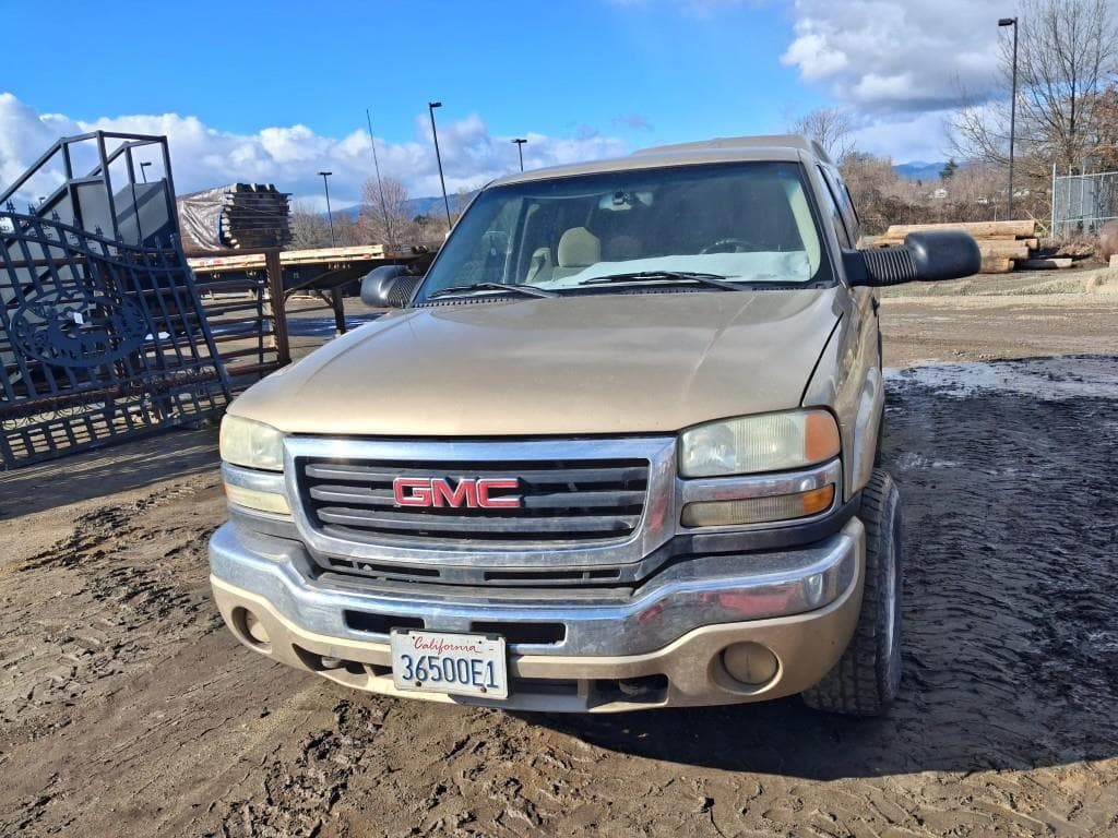 Image of GMC 2500HD Primary image