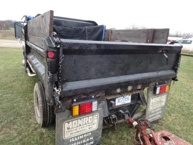 Image of GMC 3500 equipment image 2