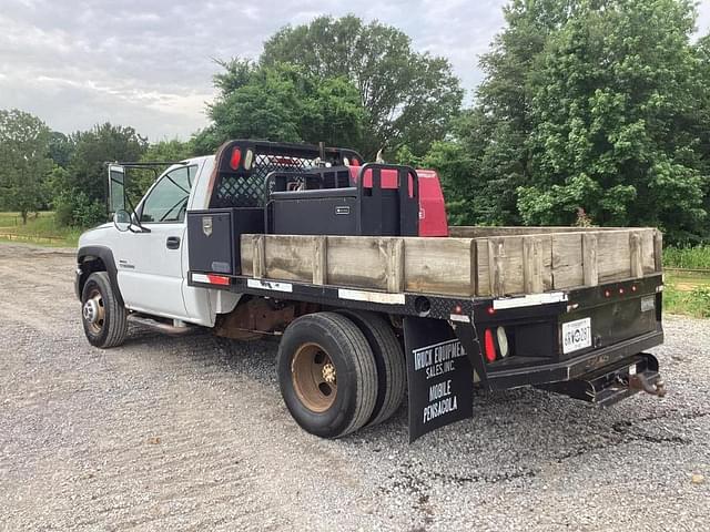 Image of GMC 3500 equipment image 3