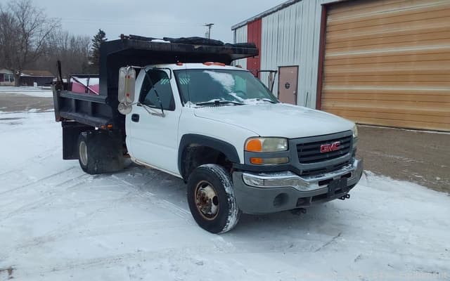 Image of GMC 3500 equipment image 1