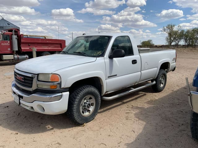 Image of GMC 3500 equipment image 3