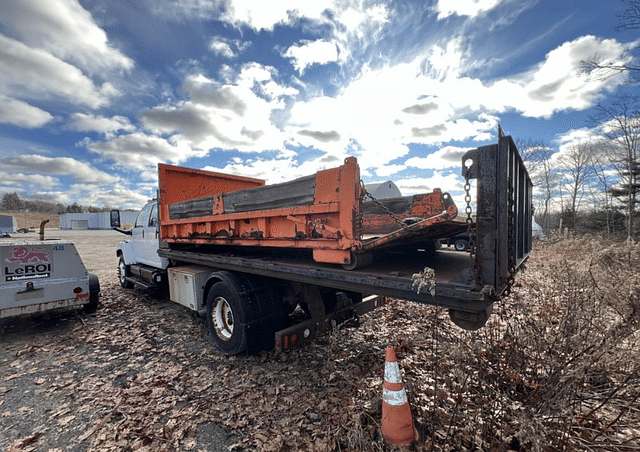 Image of GMC 7500 equipment image 1