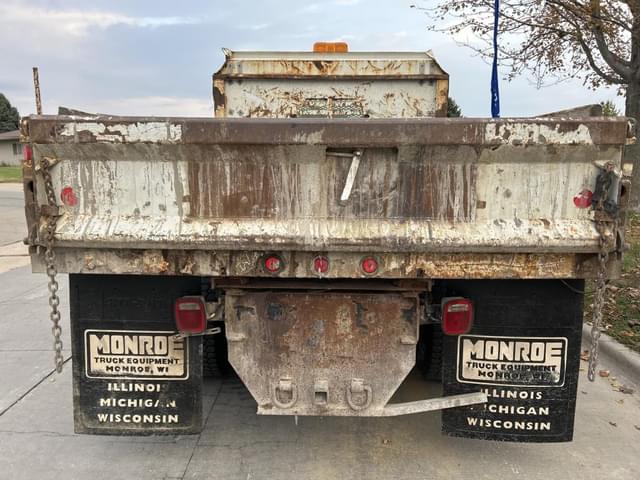 Image of GMC C4500 equipment image 3