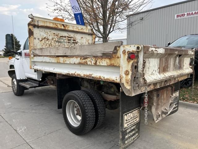 Image of GMC C4500 equipment image 2