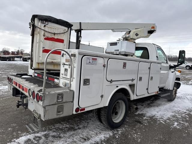 Image of GMC C4500 equipment image 3