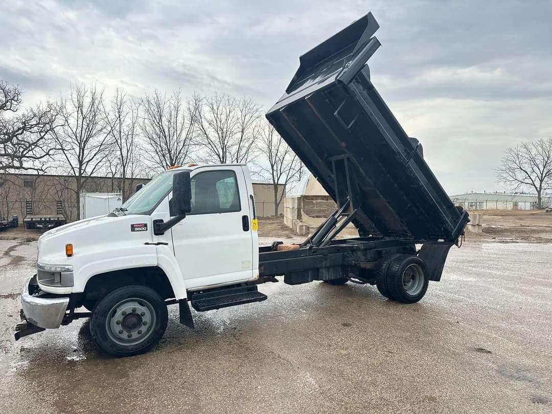 Image of GMC C5500 Primary image