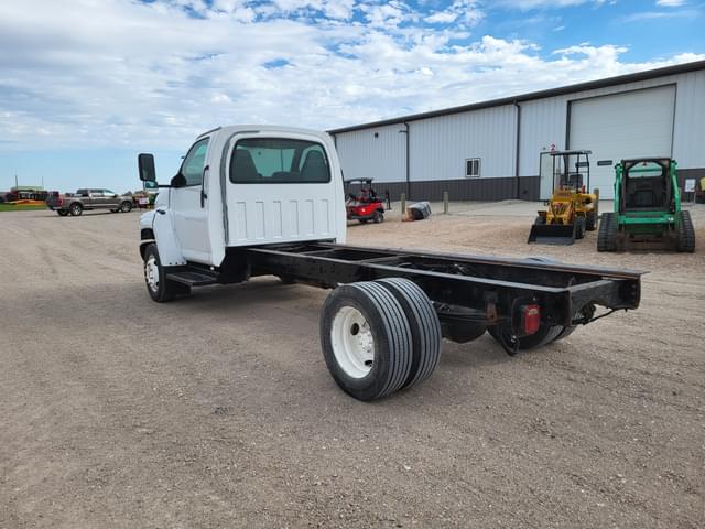Image of GMC C5500 equipment image 3