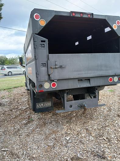 Image of GMC C6500 equipment image 3