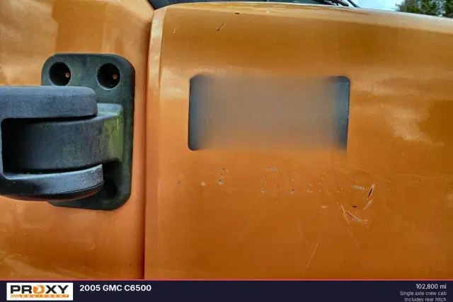 Image of GMC C6500 equipment image 1