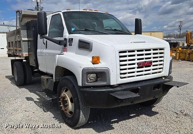 Image of GMC C6500 equipment image 2