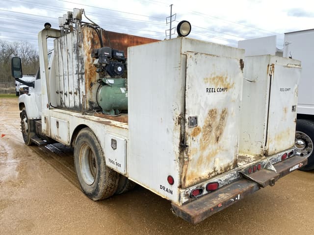 Image of GMC C6500 equipment image 1