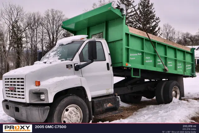 Image of GMC C7500 equipment image 1