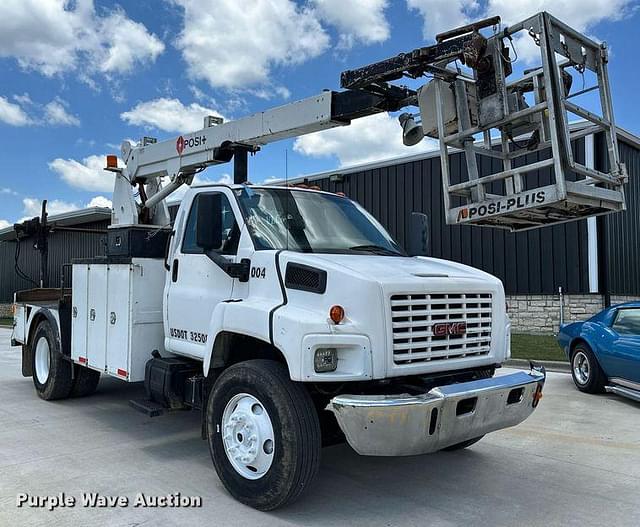Image of GMC C7500 equipment image 2