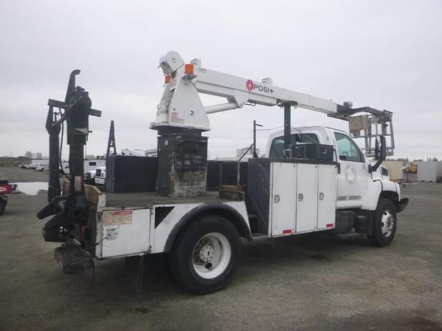 Image of GMC C7500 equipment image 2