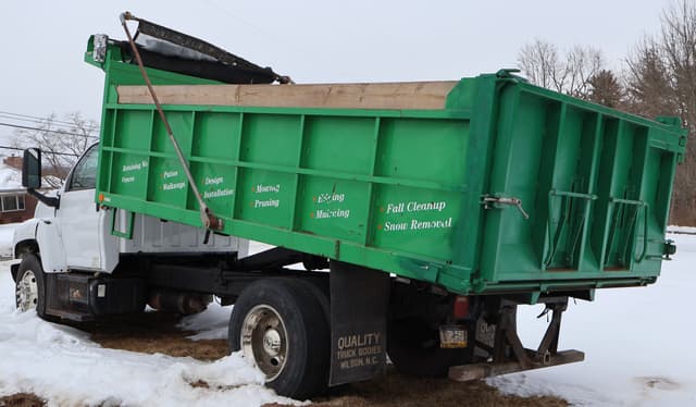 Image of GMC C7500 equipment image 4