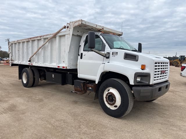 Image of GMC 7500 equipment image 1