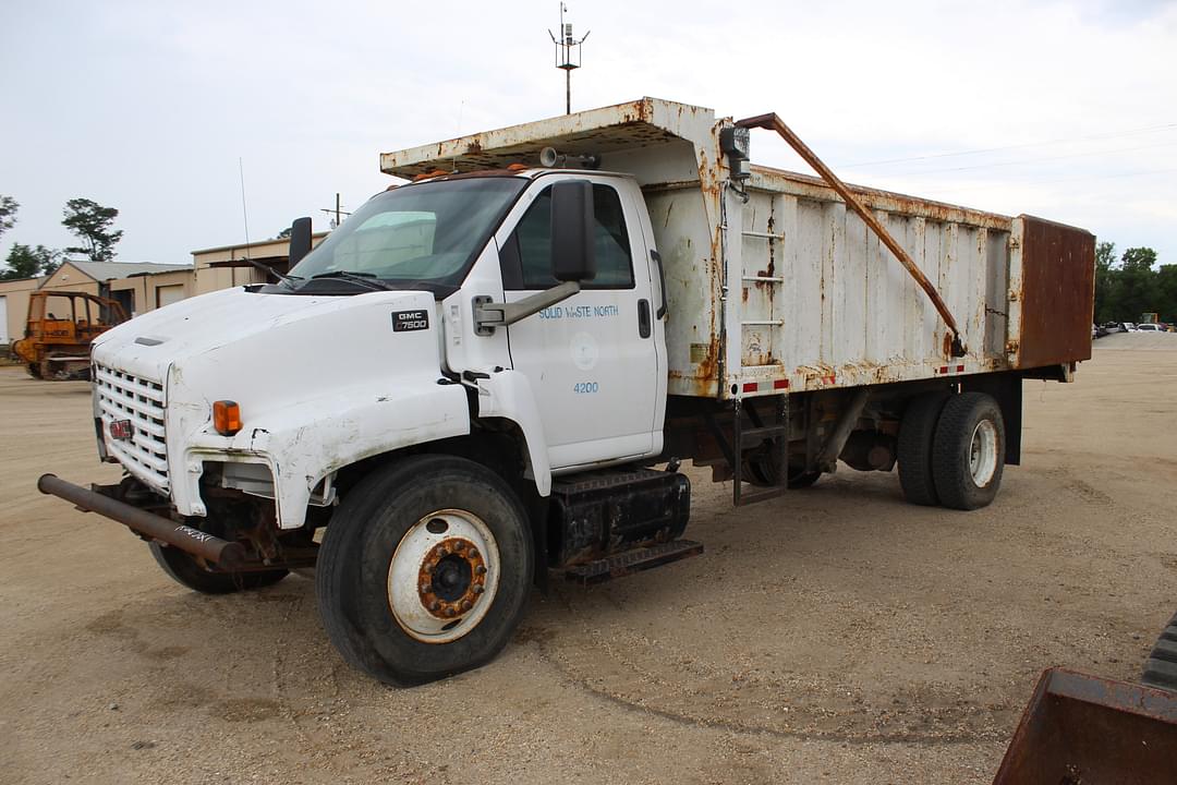 Image of GMC C7500 Primary image