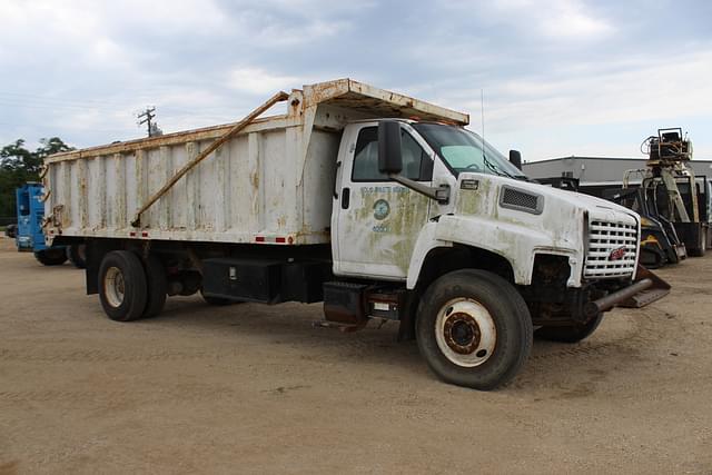 Image of GMC C7500 equipment image 1