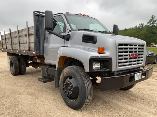 Image of GMC C7500 equipment image 2