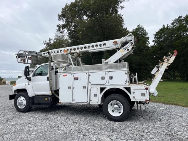 Image of GMC C8500 equipment image 1