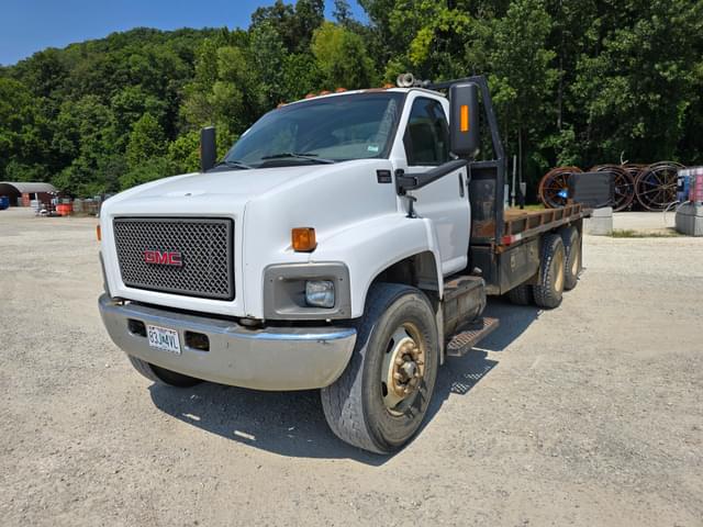 Image of GMC C8500 equipment image 1