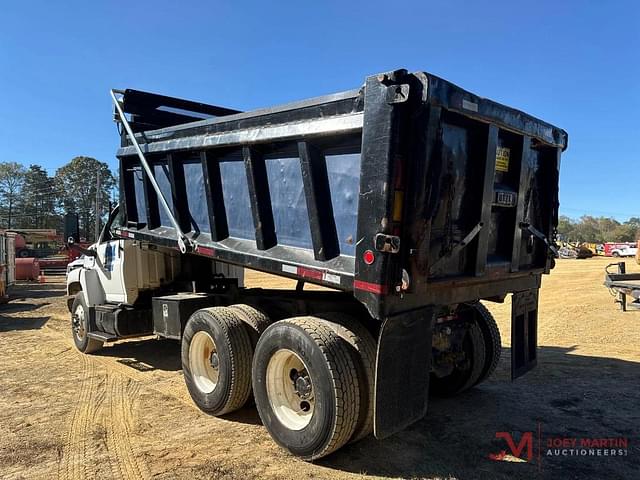 Image of GMC C8500 equipment image 2