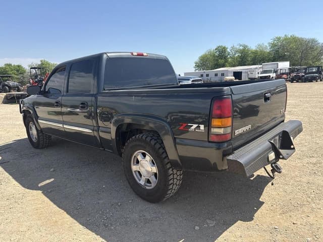 Image of GMC 1500 equipment image 2