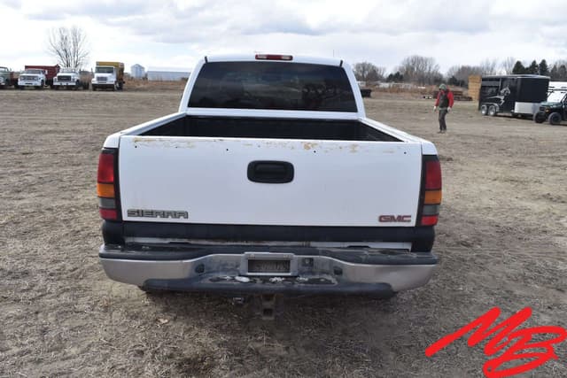 Image of GMC 1500 equipment image 4