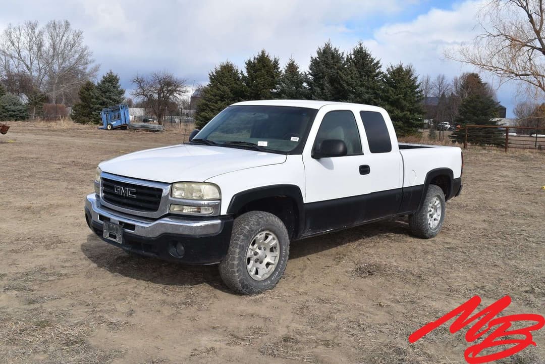 Image of GMC 1500 Primary image