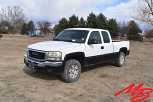 2005 GMC 1500 Image