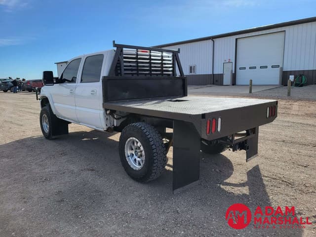 Image of GMC 1500 equipment image 3